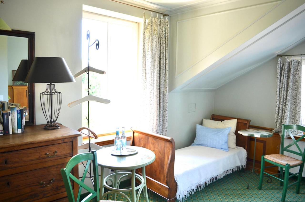 Double Room Private Bathroom